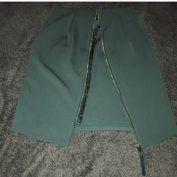 Catherine Malandrino • Bodycon style skirt - Picture 5 of 5